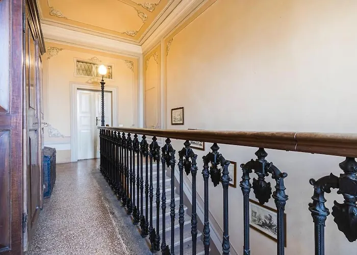 Vandelli - Nel Cuore Della Motor Valley Модена